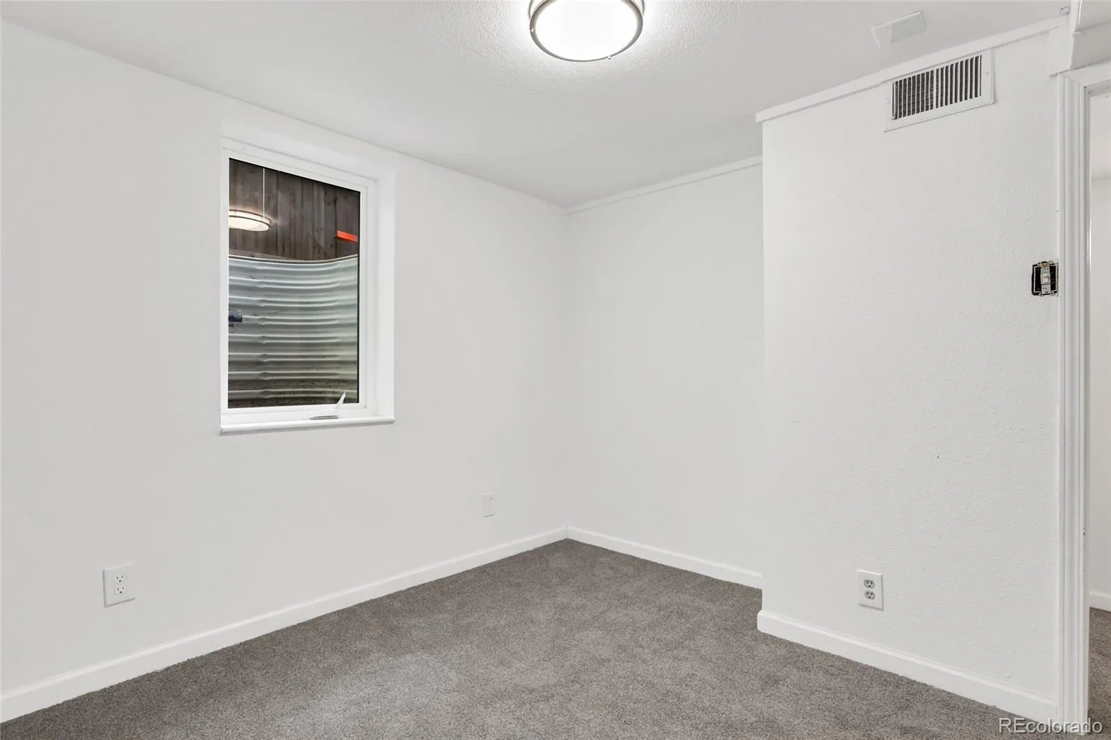 4296 S Sherman Street Englewood CO 80113 | MLS #REC3406887 09232026082301 1600 28