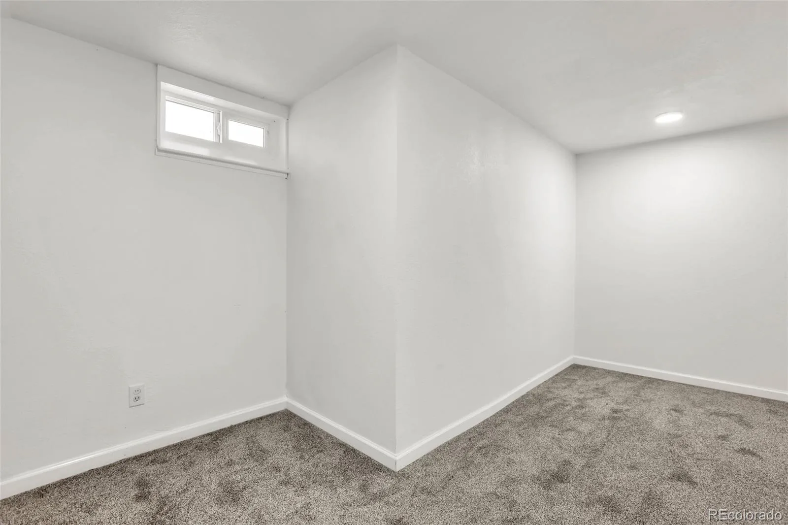 4296 S Sherman Street Englewood CO 80113 | MLS #REC3406887 09232026082301 1600 35