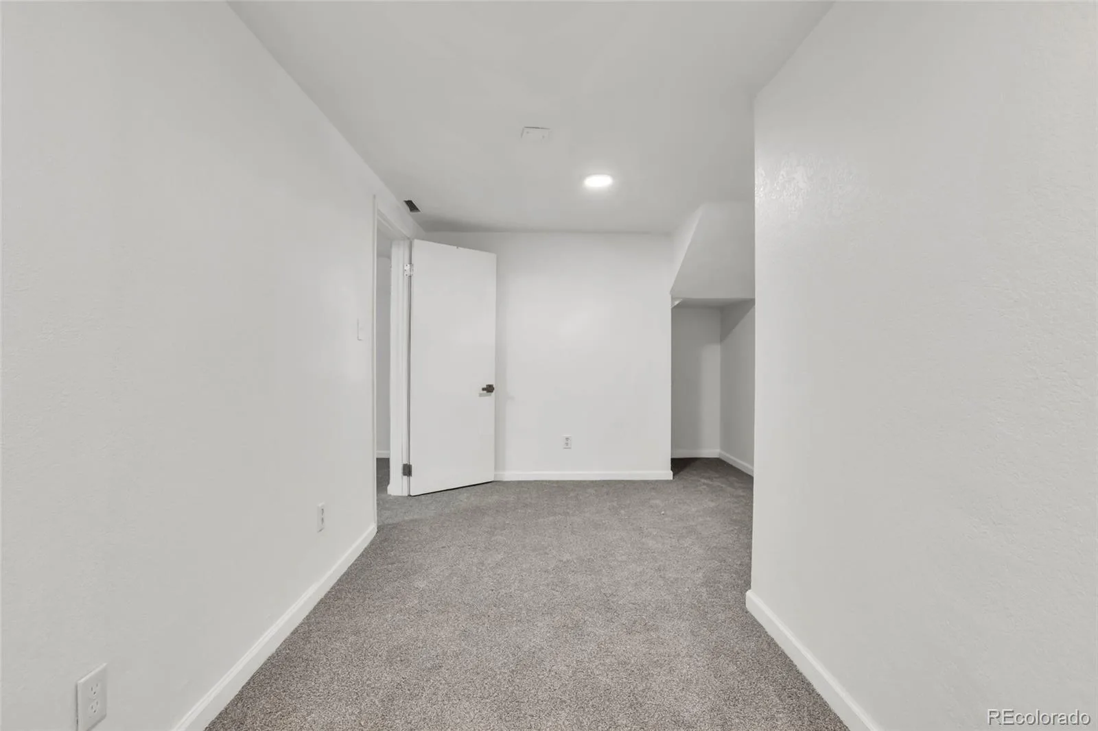 4296 S Sherman Street Englewood CO 80113 | MLS #REC3406887 09232026082301 1600 36