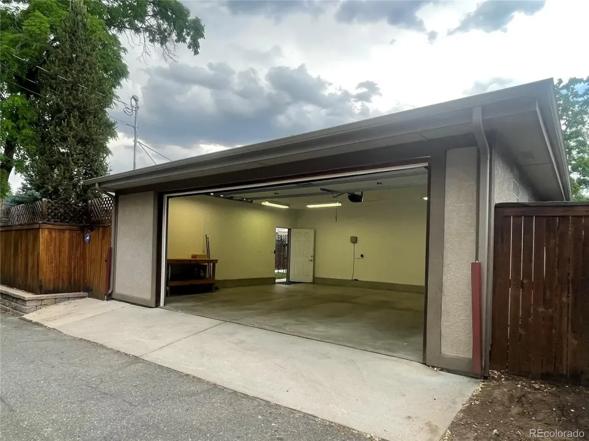 03192026221950 1200 42