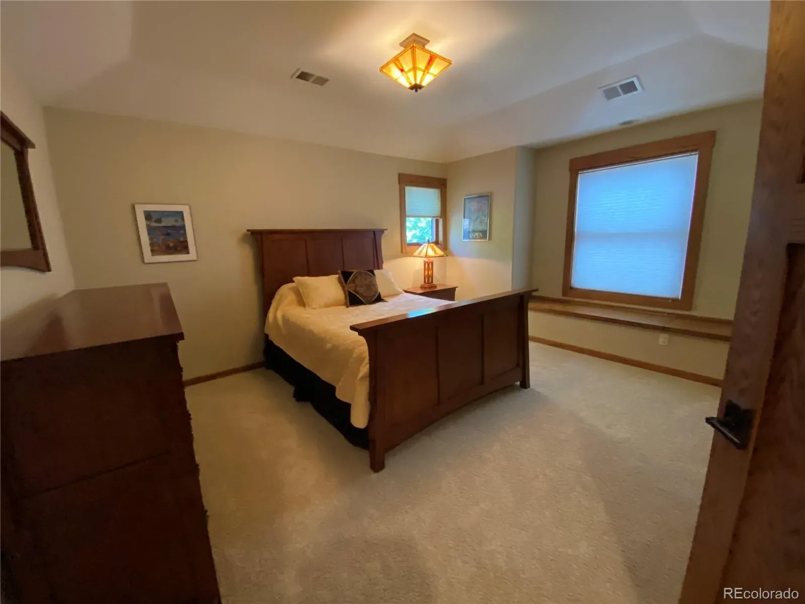 03192026221950 1600 34