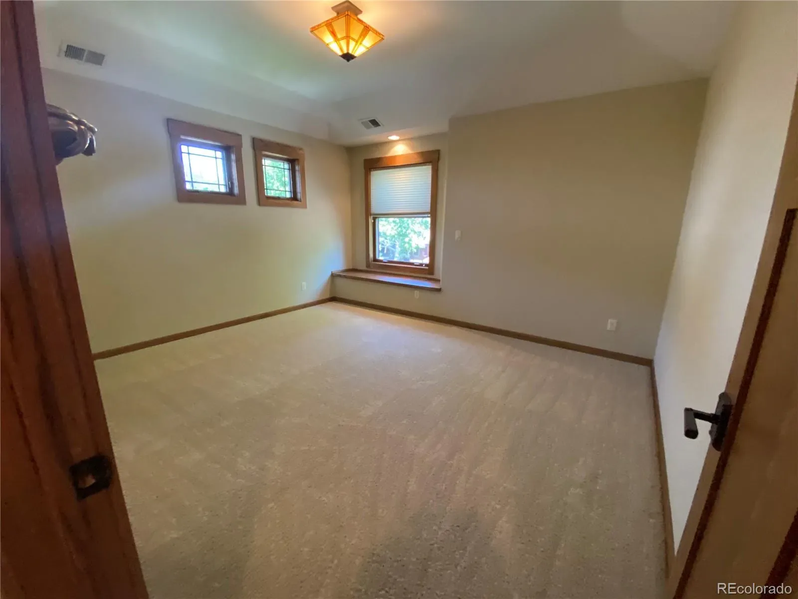 03192026221950 1600 36