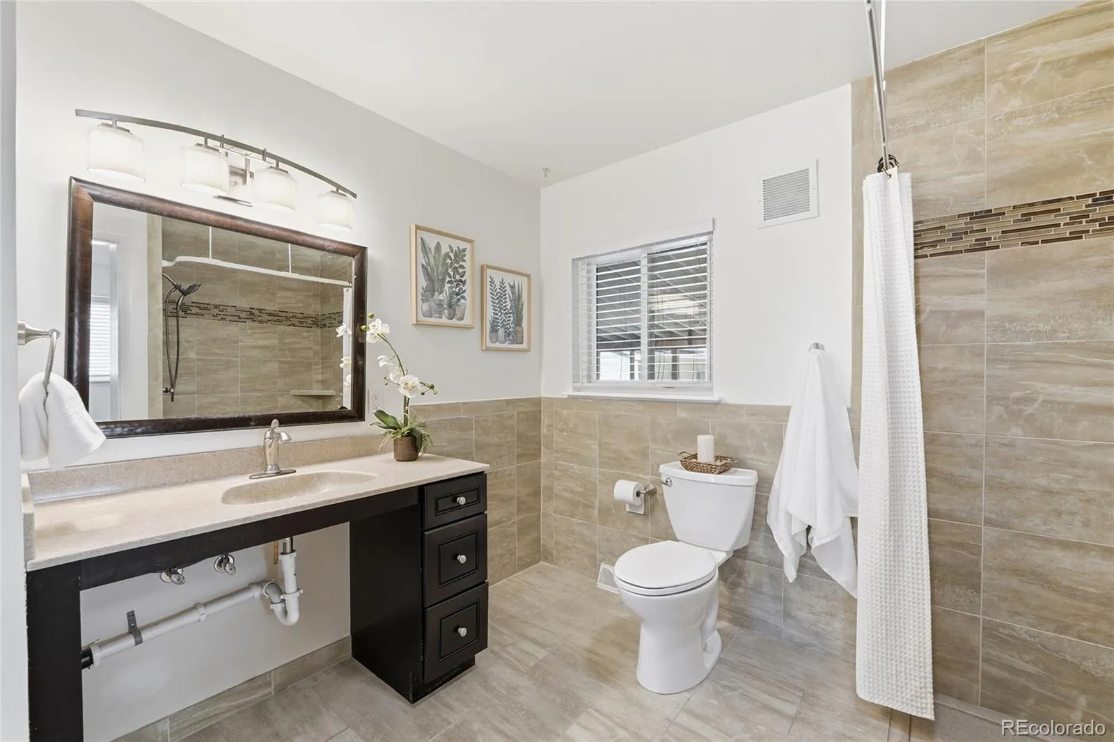 04162026225003 1600 11