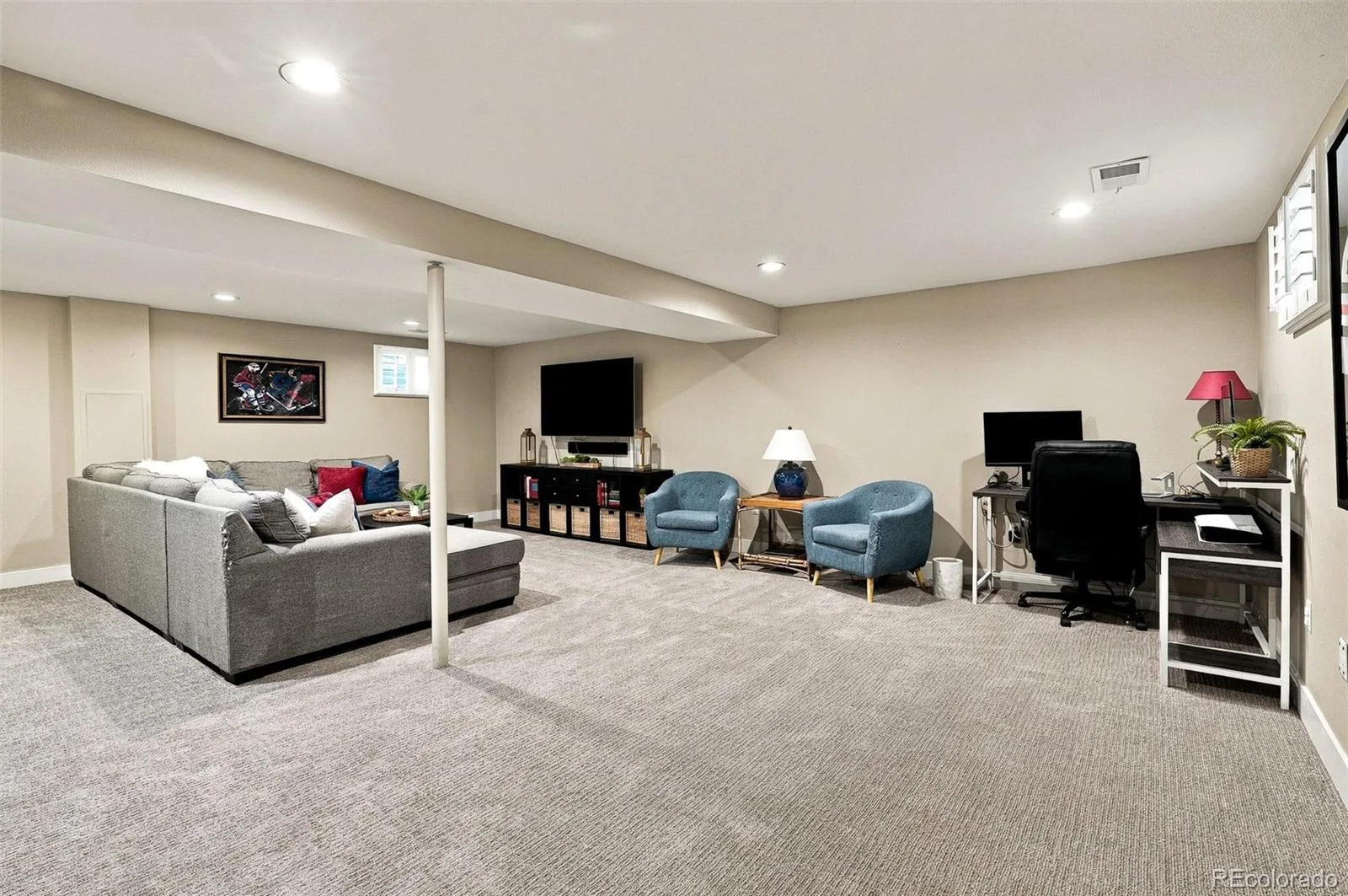 4719 S Fox Street Englewood CO 80110 | MLS #REC3408947 09262026055337 1600 21