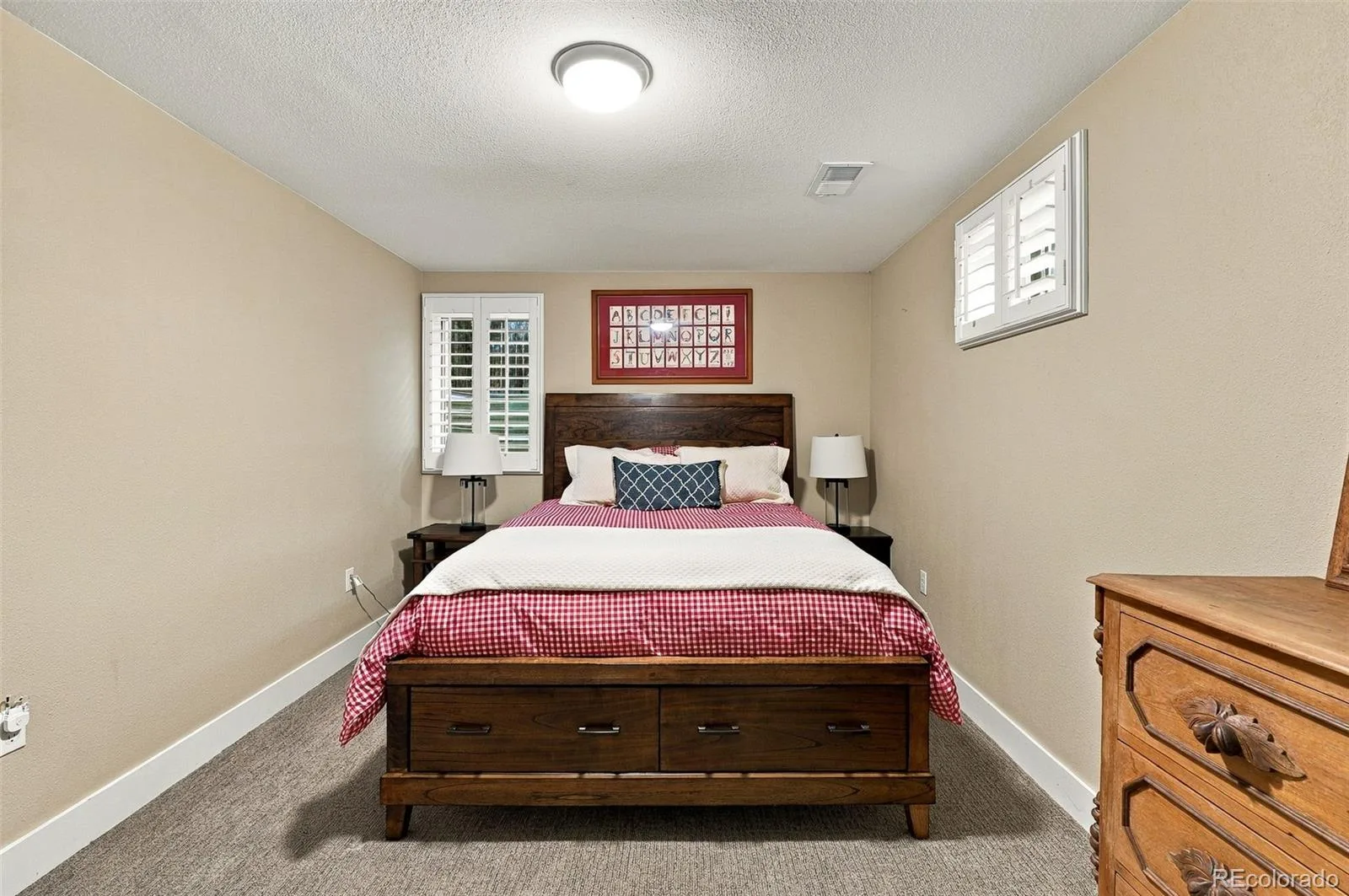 4719 S Fox Street Englewood CO 80110 | MLS #REC3408947 09262026055337 1600 25