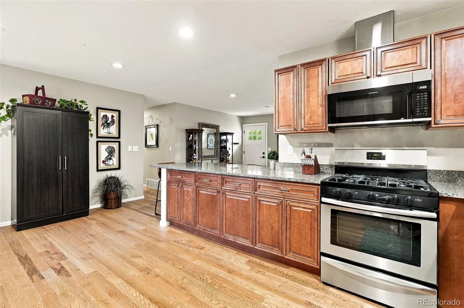 4719 S Fox Street Englewood CO 80110 | MLS #REC3408947 09262026055337 1600 8