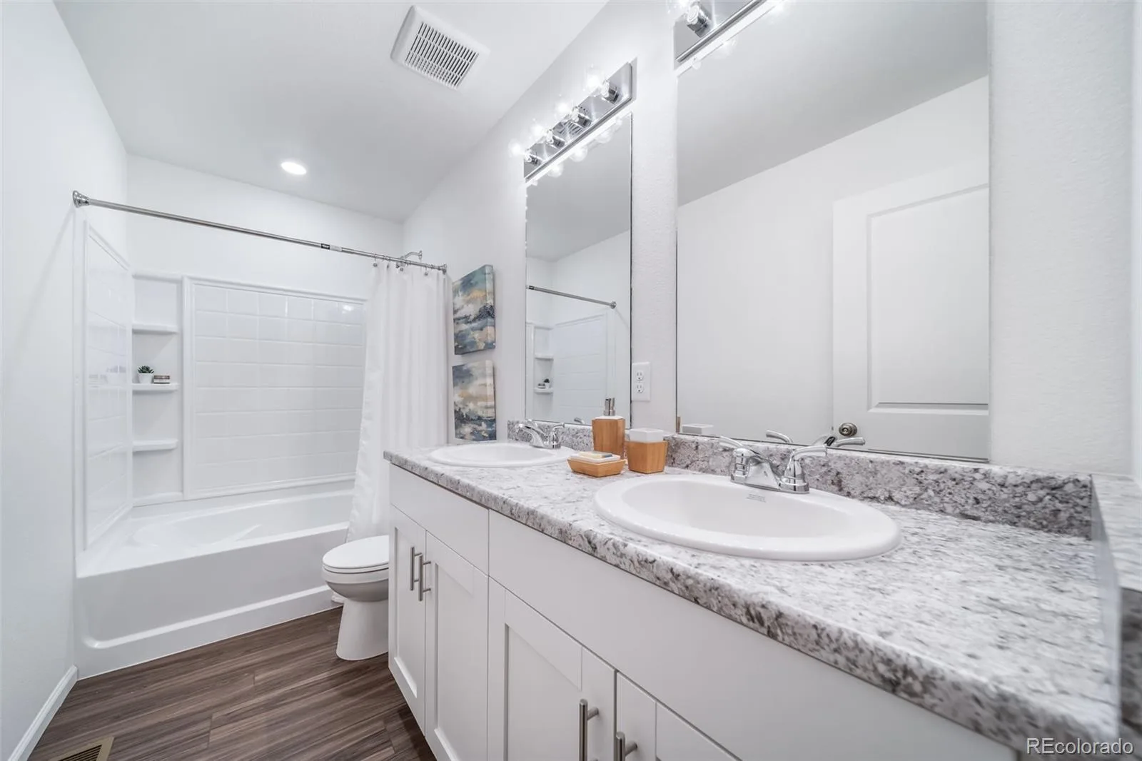 4715 Hauler Lane Commerce City CO 80022 | MLS #REC3409363 08202026183702 1600 28