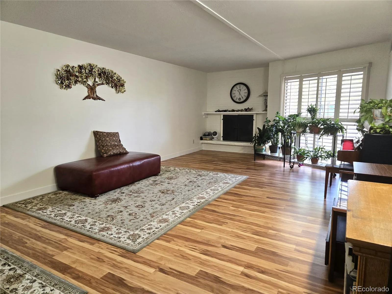 04102026182832 1600 2