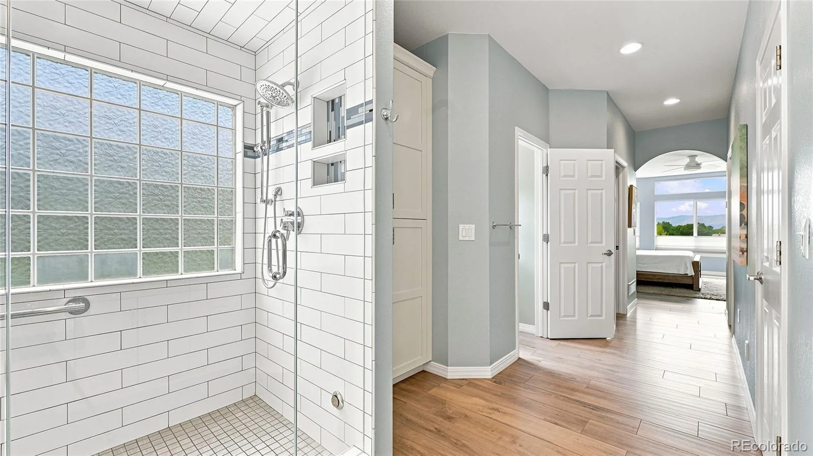 13152 W Asbury Circle Lakewood CO 80228 | MLS #REC3411129 08202026202206 1600 25