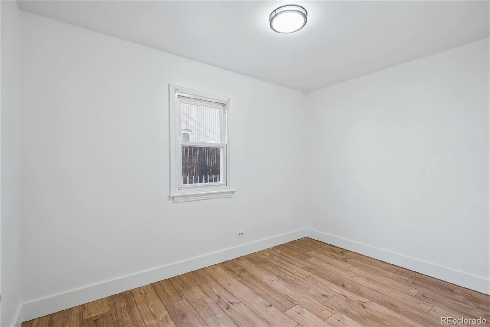 04152026172340 1600 14