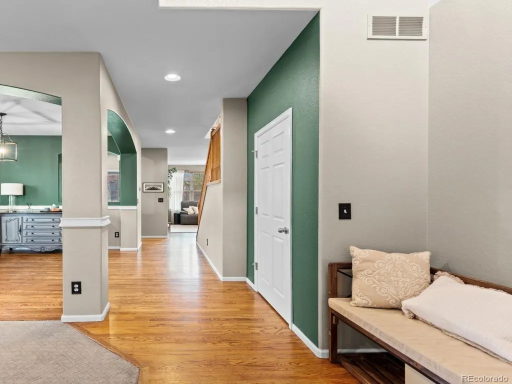 5415 S Flat Rock Way Aurora CO 80016 MLS #REC3412873 05062026230838 1024 6