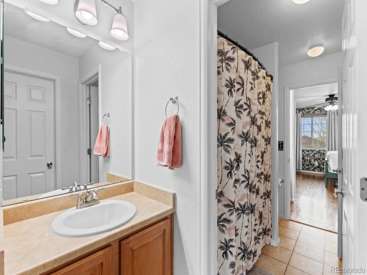 5415 S Flat Rock Way Aurora CO 80016 MLS #REC3412873 05062026230838 1200 25