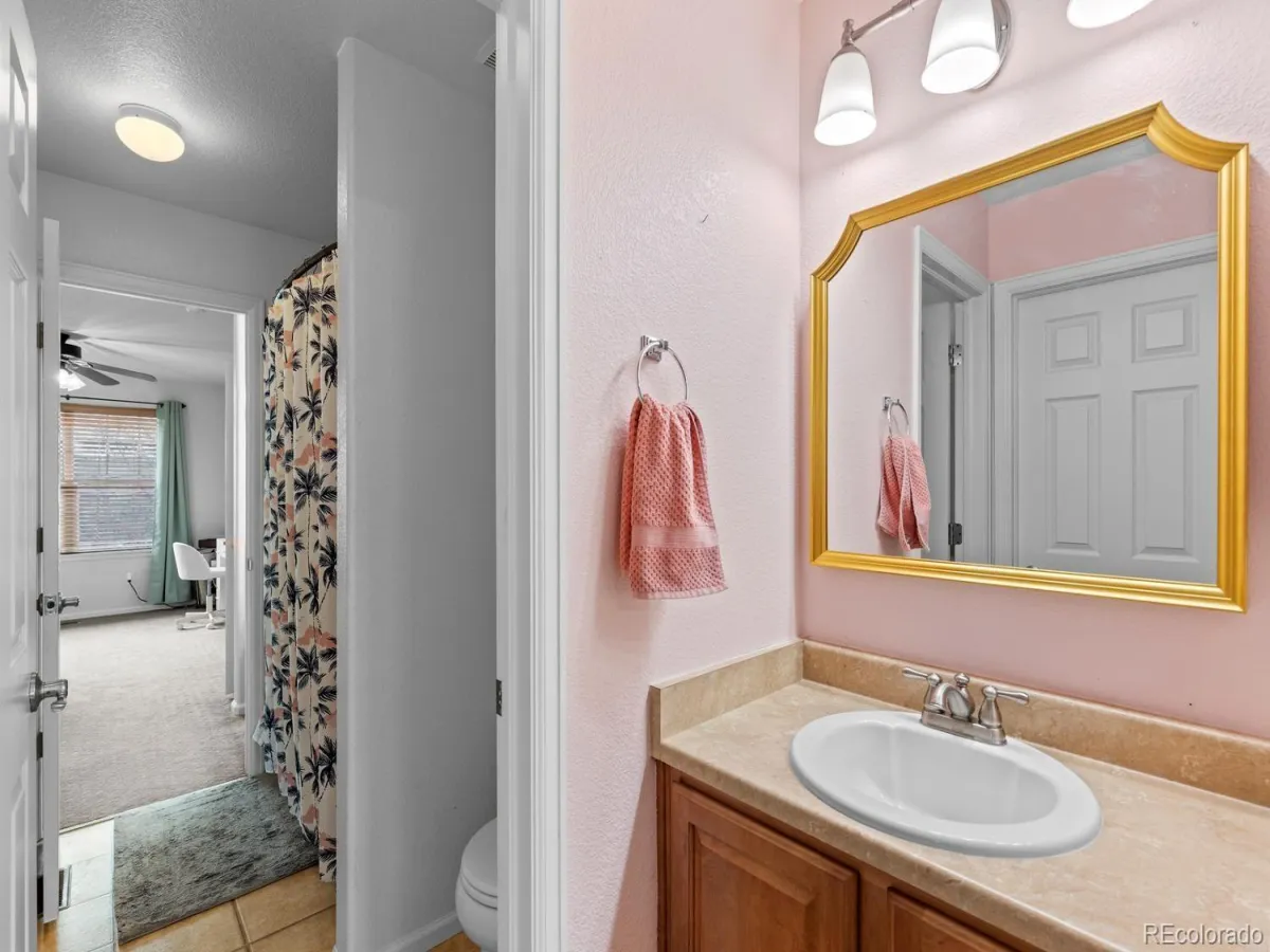 5415 S Flat Rock Way Aurora CO 80016 MLS #REC3412873 05062026230838 1200 26