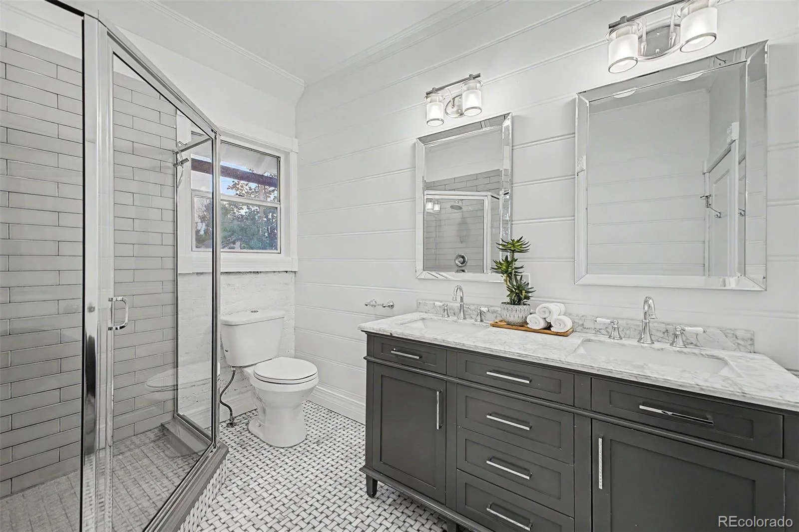 2080 N Clarkson Street Denver CO 80205 MLS #REC3414155 06092026152301 1600 25