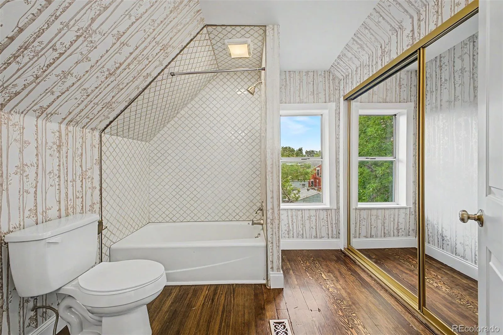 2080 N Clarkson Street Denver CO 80205 MLS #REC3414155 06092026152301 1600 28