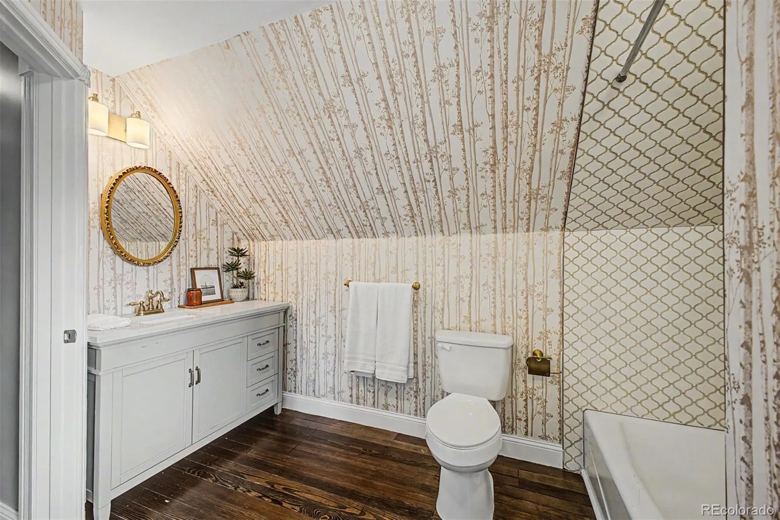 2080 N Clarkson Street Denver CO 80205 MLS #REC3414155 06092026152301 1600 29