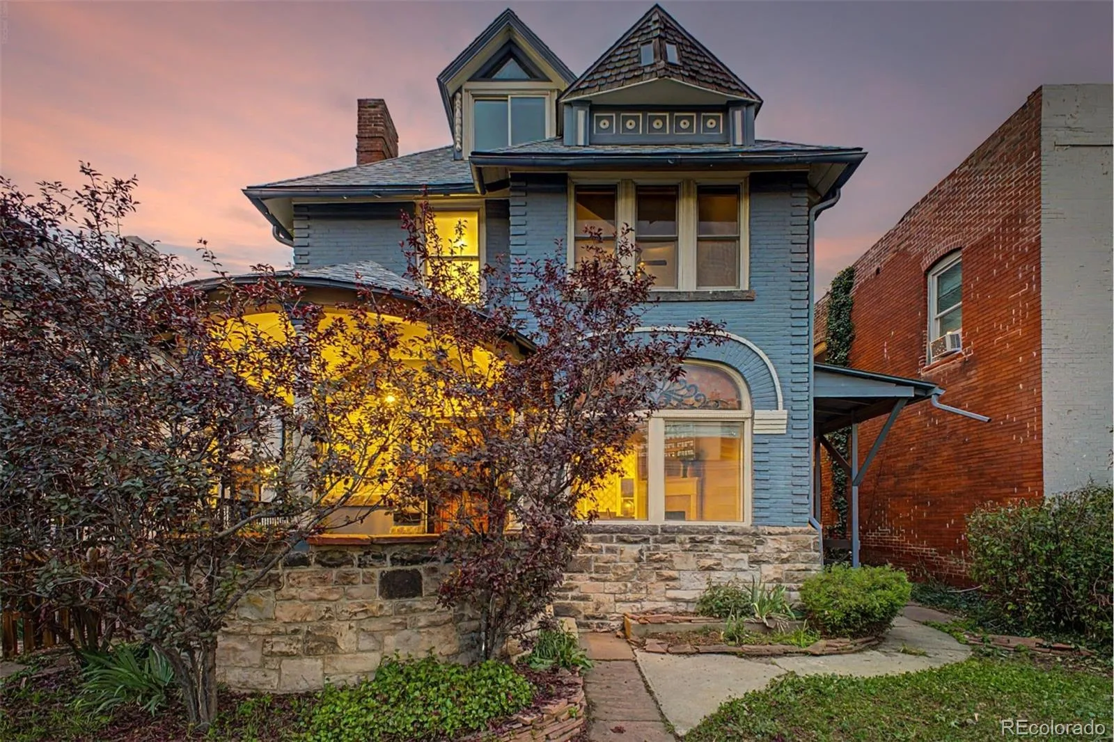 2080 N Clarkson Street Denver CO 80205 MLS #REC3414155 06092026152301 1600 42