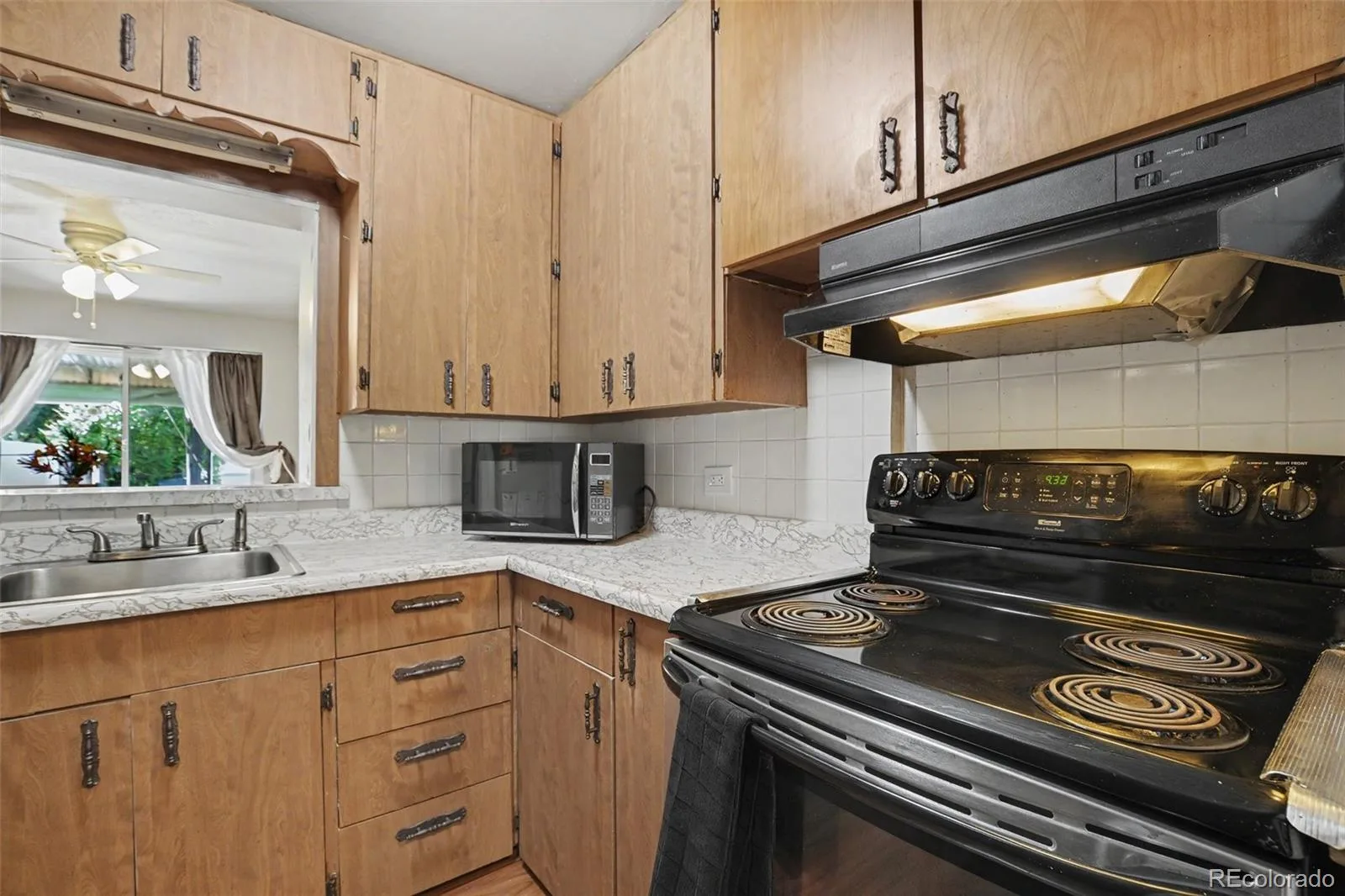 2856 N Madison Street Denver CO 80205 | MLS #REC3414315 08262026225332 1600 9