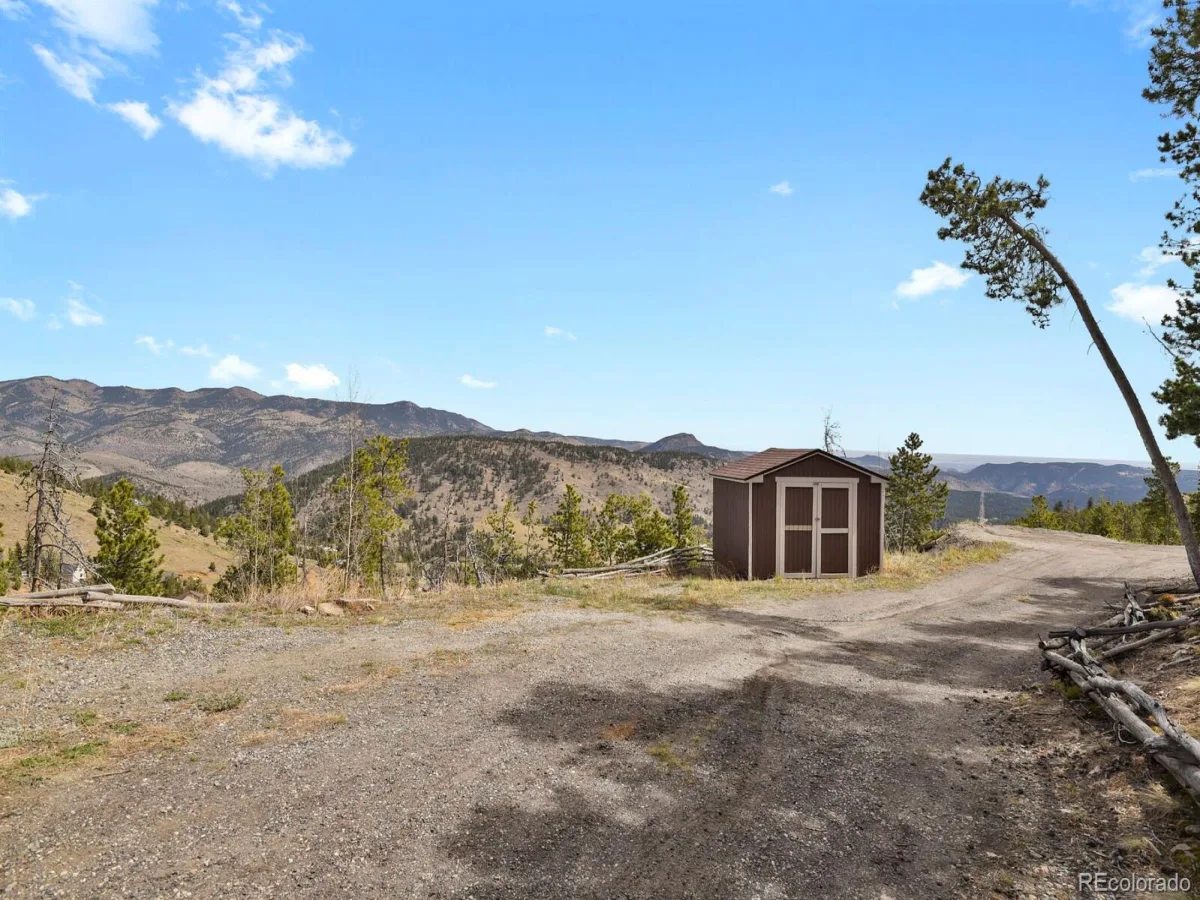 86 Yarrow Trail Evergreen CO 80439 | MLS #REC3414322 08282026202351 1200 34