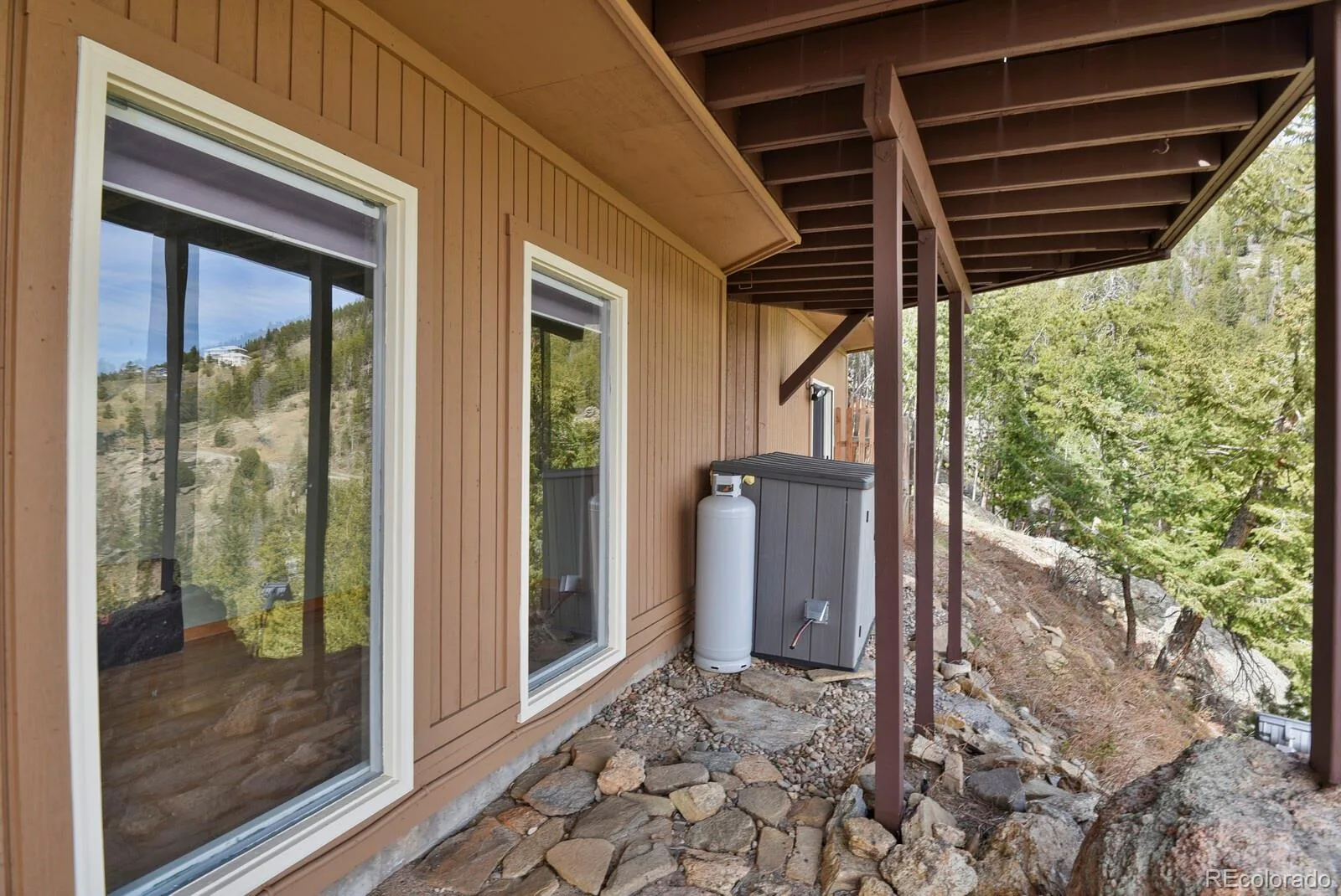86 Yarrow Trail Evergreen CO 80439 | MLS #REC3414322 08282026202351 1600 33