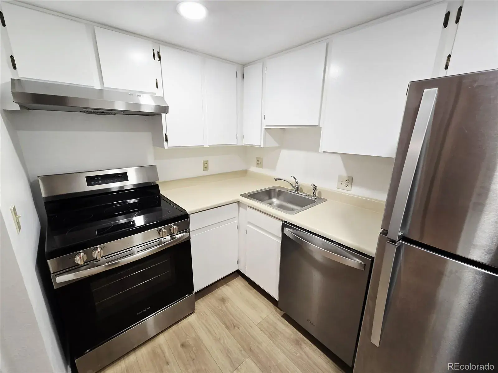 8701 Huron Street #5-210 Thornton CO 80260 MLS #REC3414998 10312025014435 1600 4