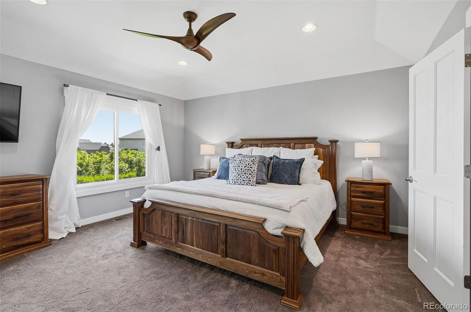 990 Glen Oaks Avenue Castle Pines CO 80108 MLS #REC3417060 06242026230020 1600 12