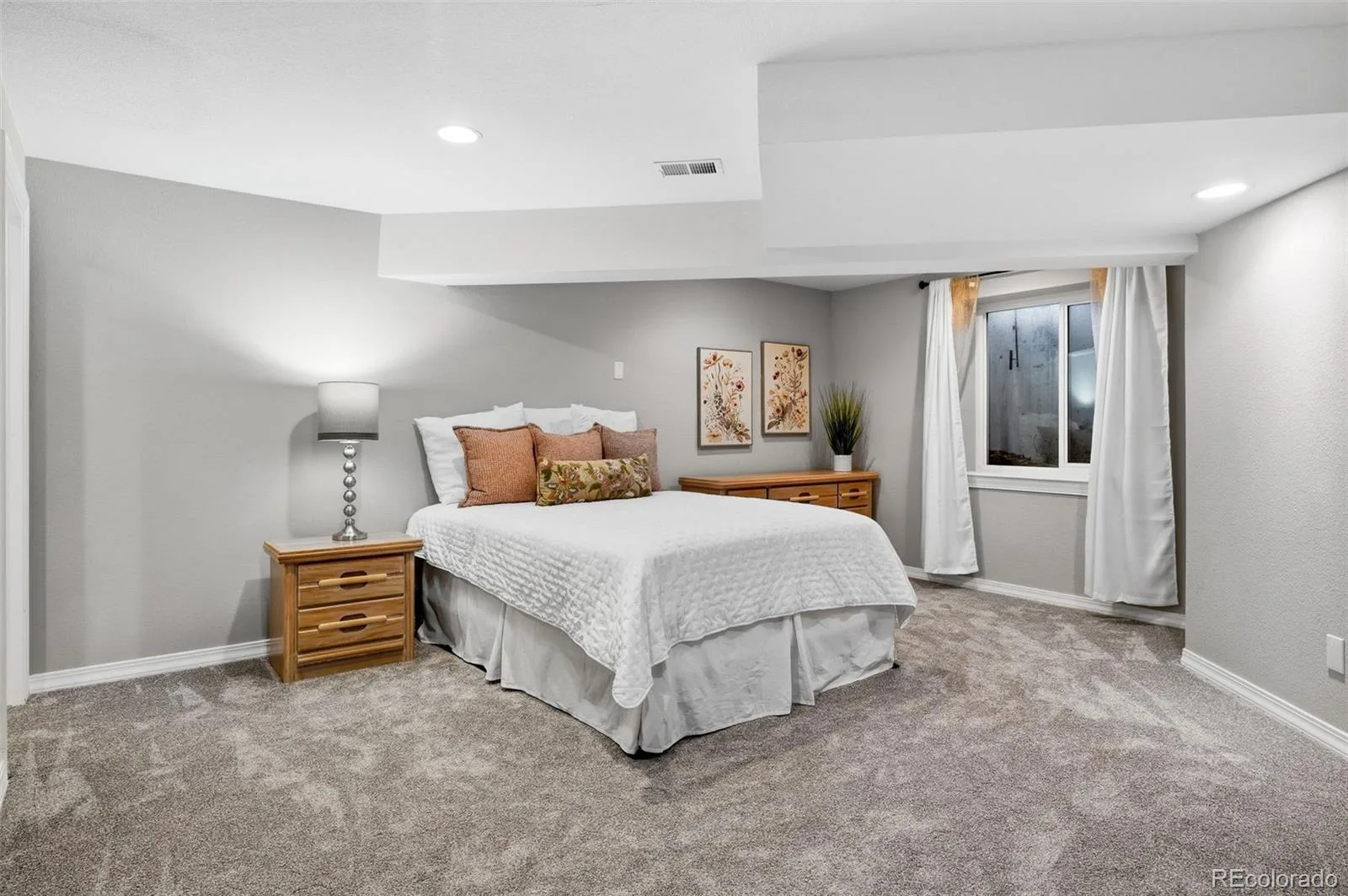 990 Glen Oaks Avenue Castle Pines CO 80108 MLS #REC3417060 06242026230020 1600 20