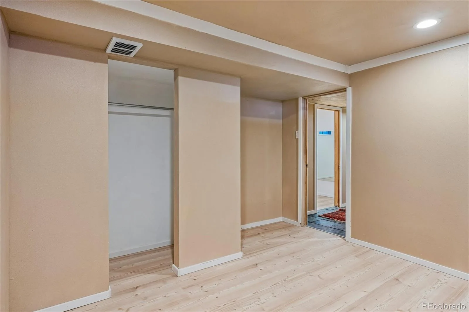 3550 W Mountain Road Englewood CO 80110 | MLS #REC3418467 07202026141622 1600 14