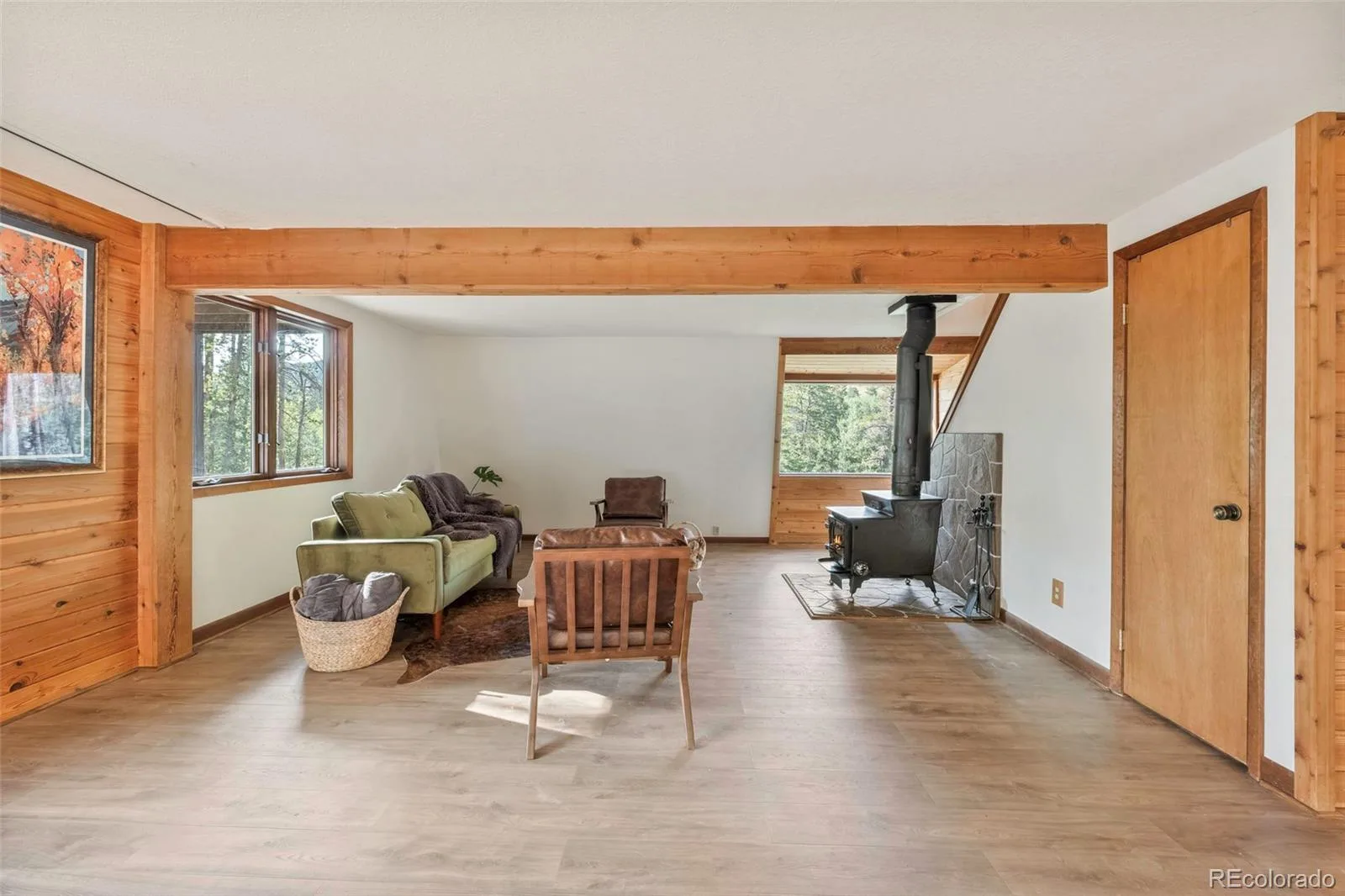 100 Raptor Point Road Golden CO 80403 | MLS #REC3420228 07232026151732 1600 17