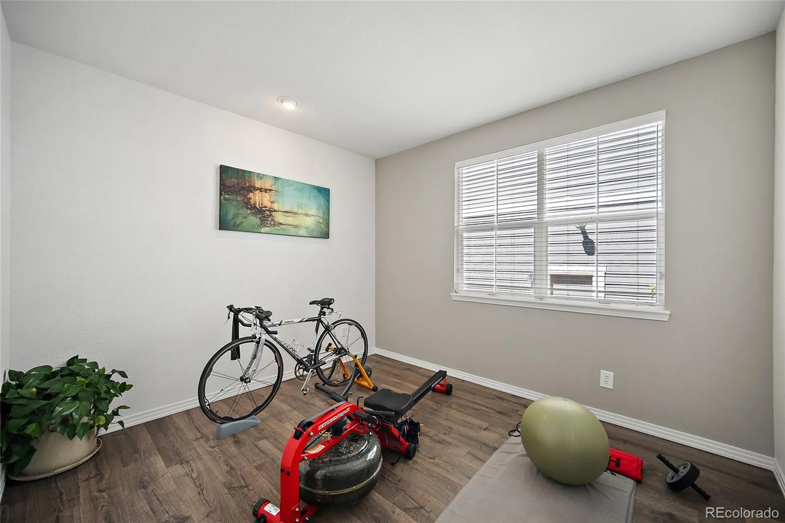 2310 Woodhouse Lane Castle Rock CO 80109 MLS #REC3420670 04242026135102 1600 20