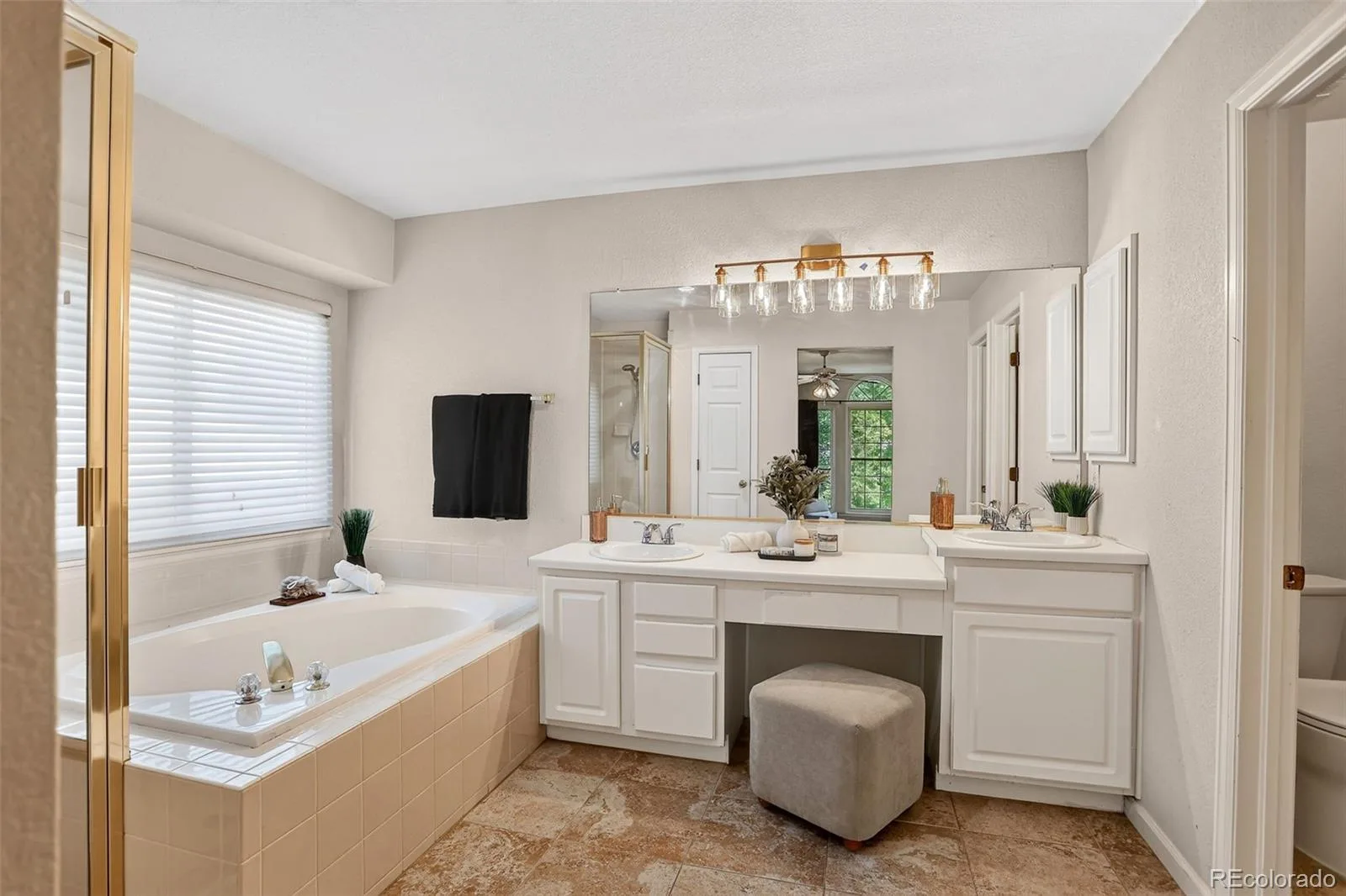 9753 Carr Circle Westminster CO 80021 | MLS #REC3423849 08102026182456 1600 13