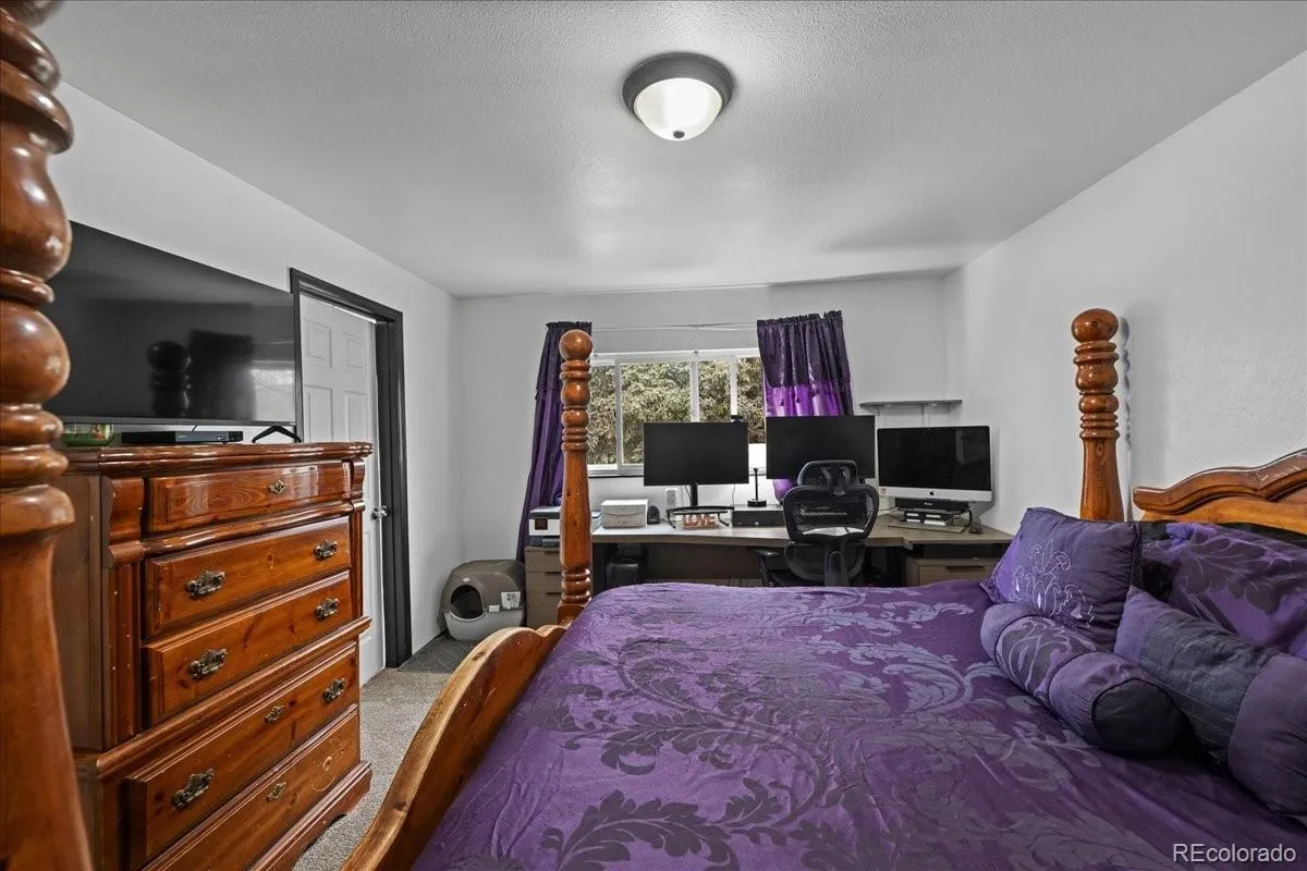 04102026183300 1200 10