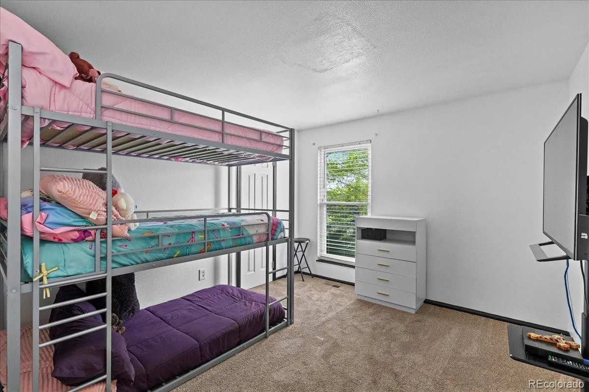 04102026183300 1200 12