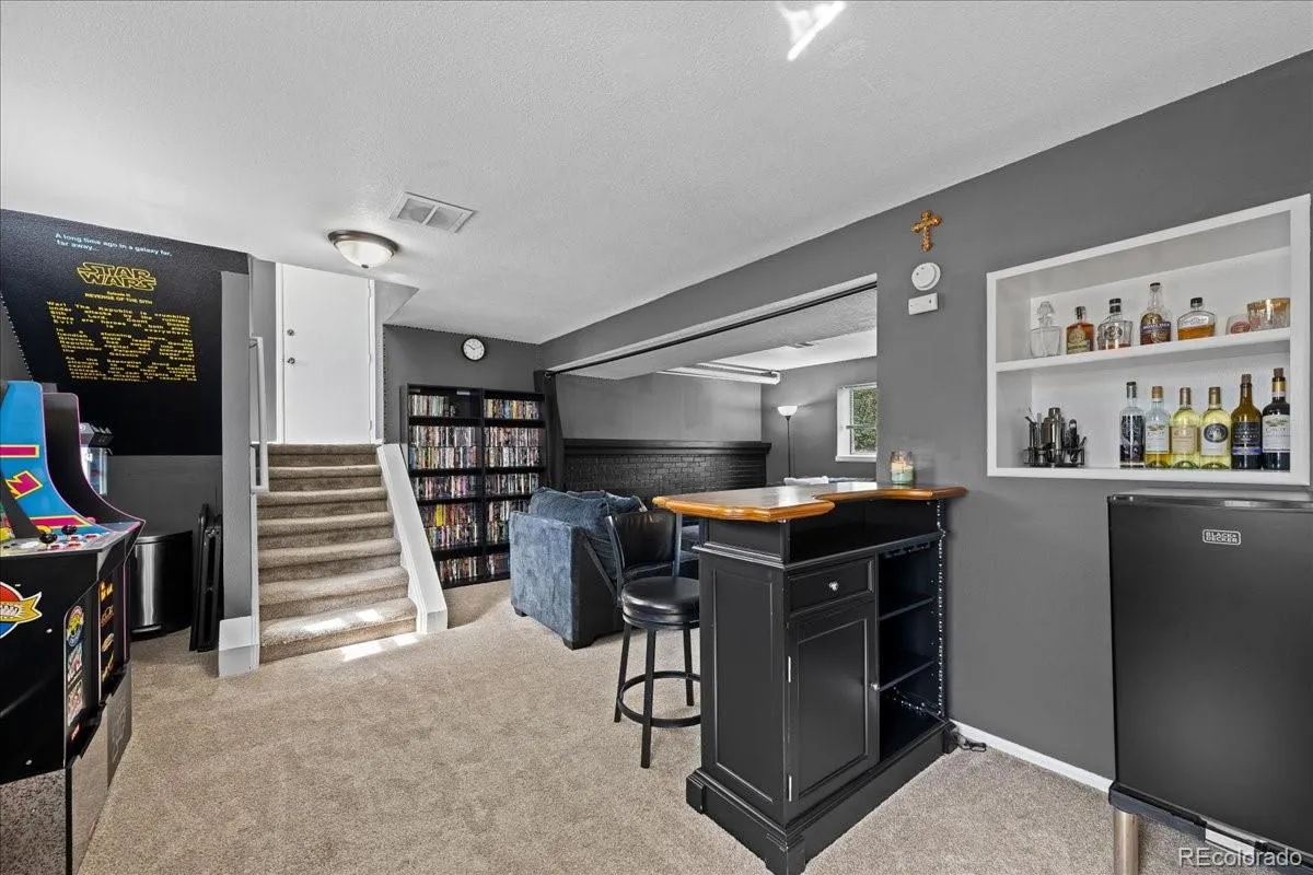 04102026183300 1200 14