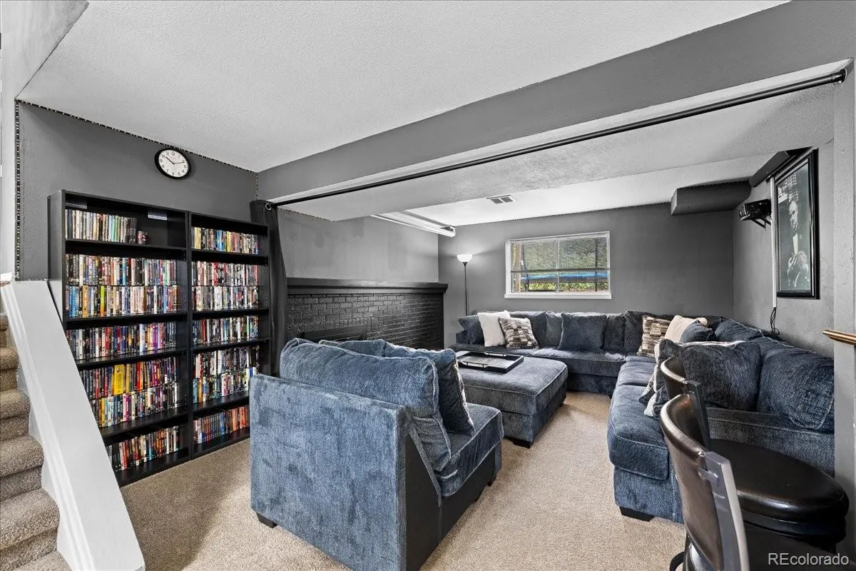 04102026183300 1200 15