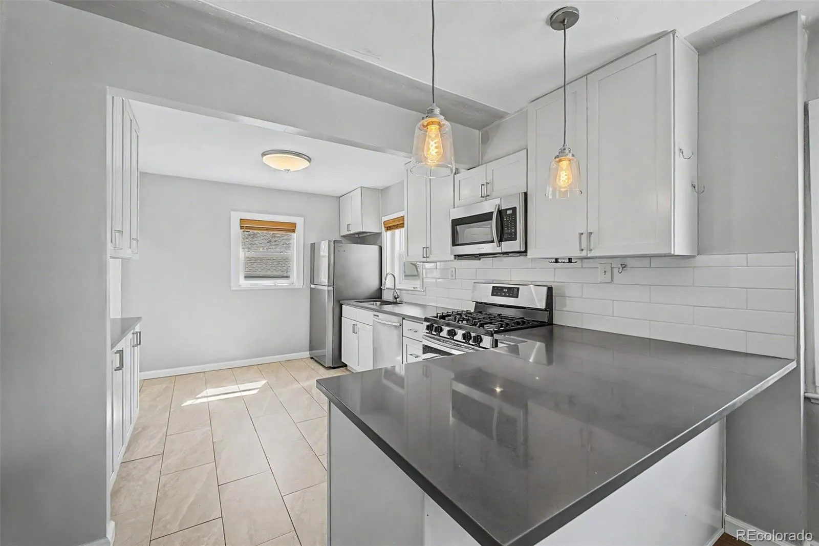1660 Yarrow Street Lakewood CO 80214 MLS #REC3426754 05052026045013 1600 18
