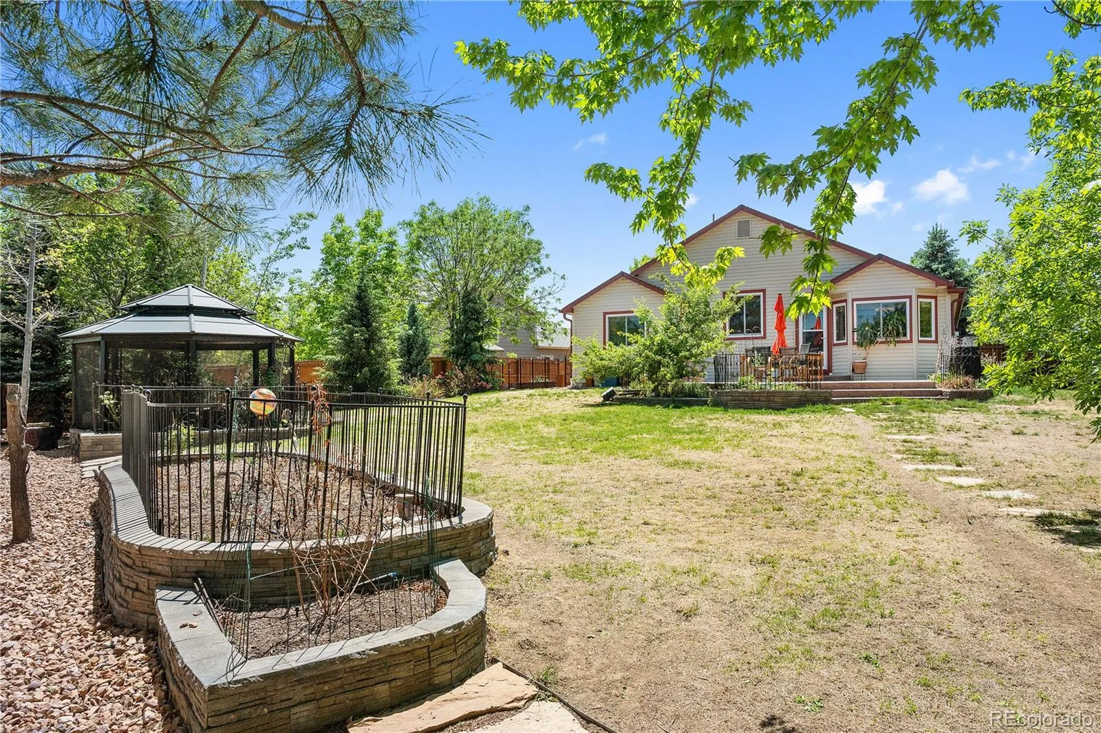 79 Red Oak Court Erie CO 80516 | MLS #REC3428814 06092026010406 1600 32