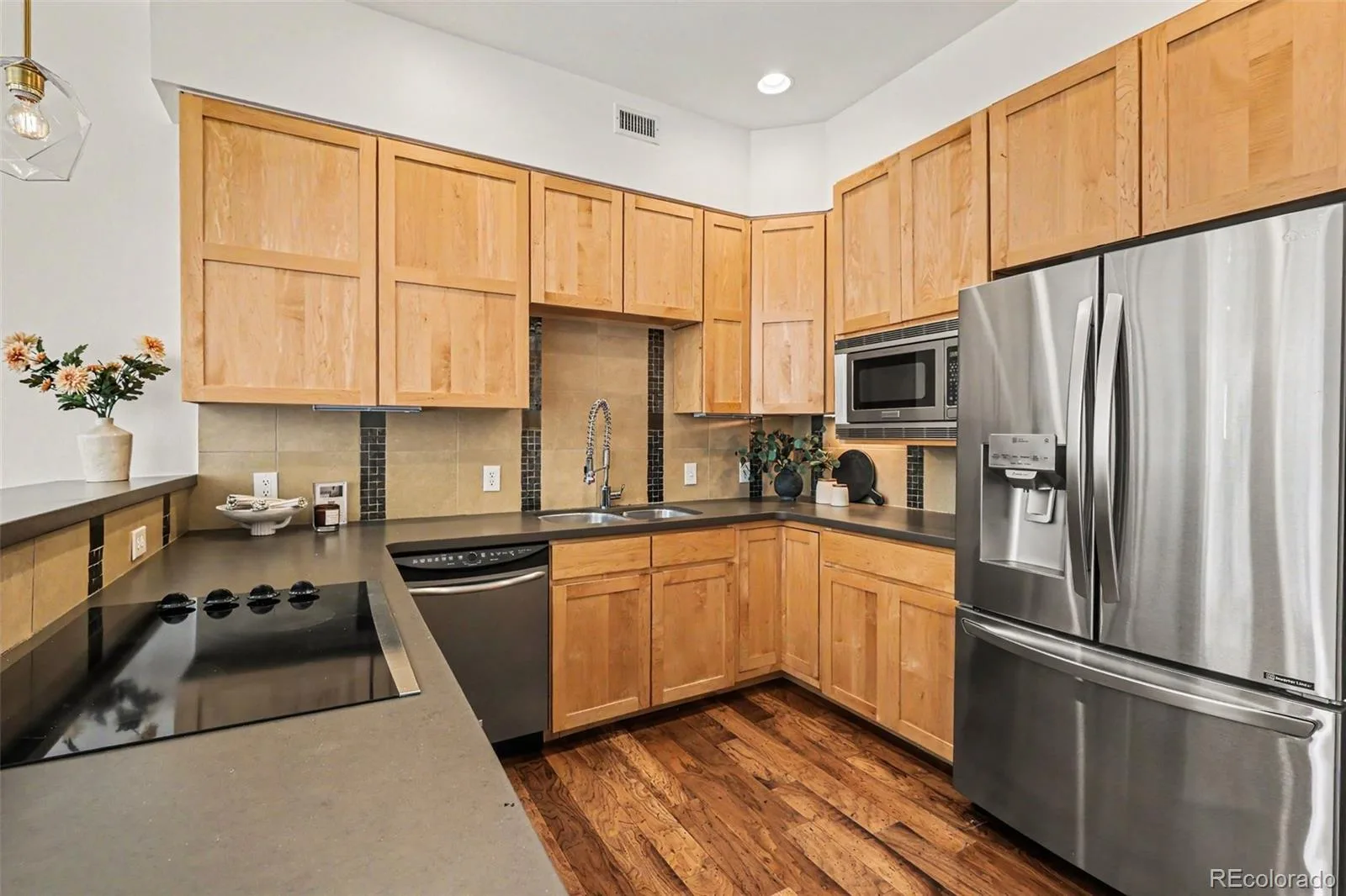 1738 N Franklin Street #1A Denver CO 80218 MLS #REC3429559 06042026140818 1600 10