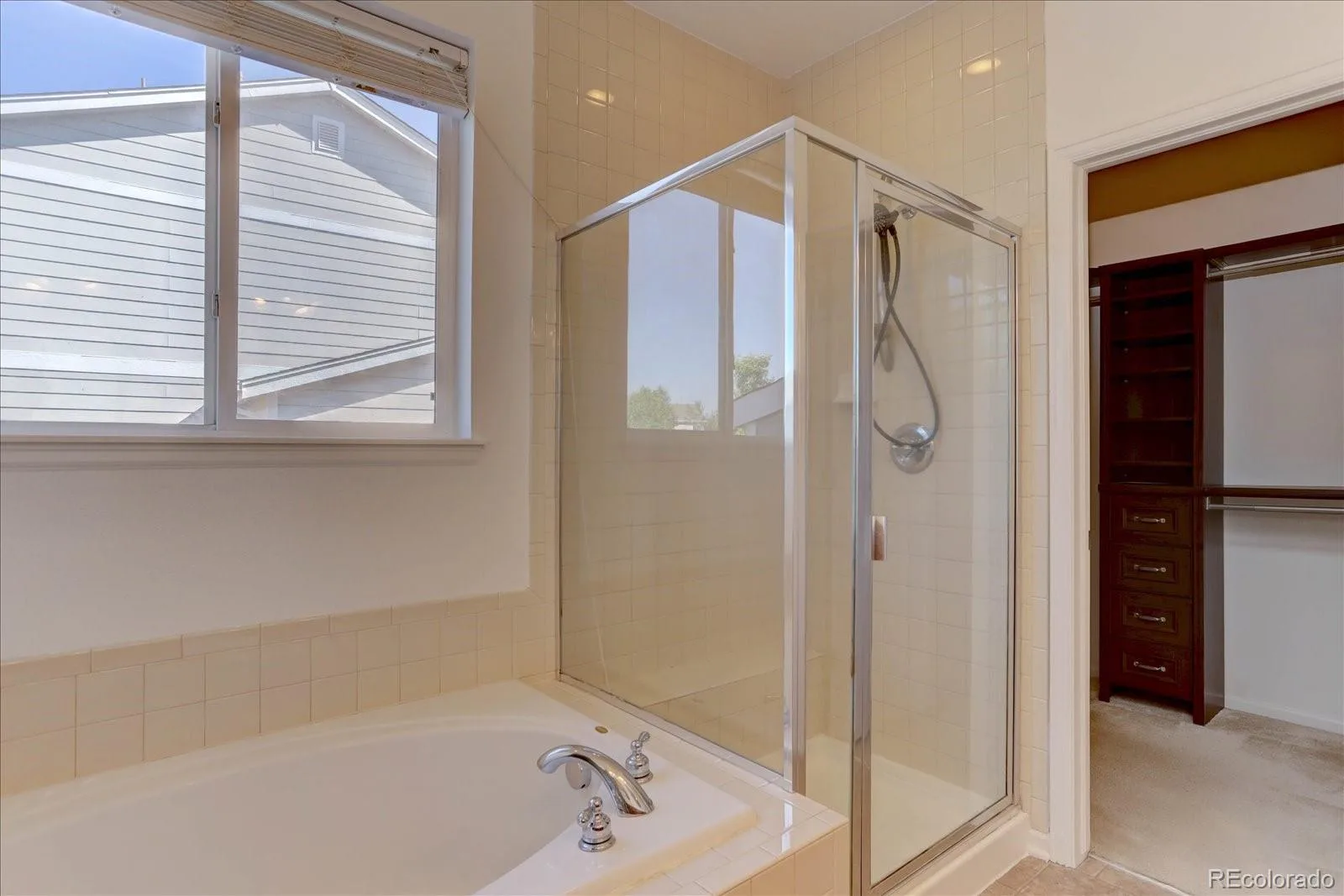 6371 Esmeralda Drive Castle Rock CO 80108 MLS #REC3432788 07022026150713 1600 13