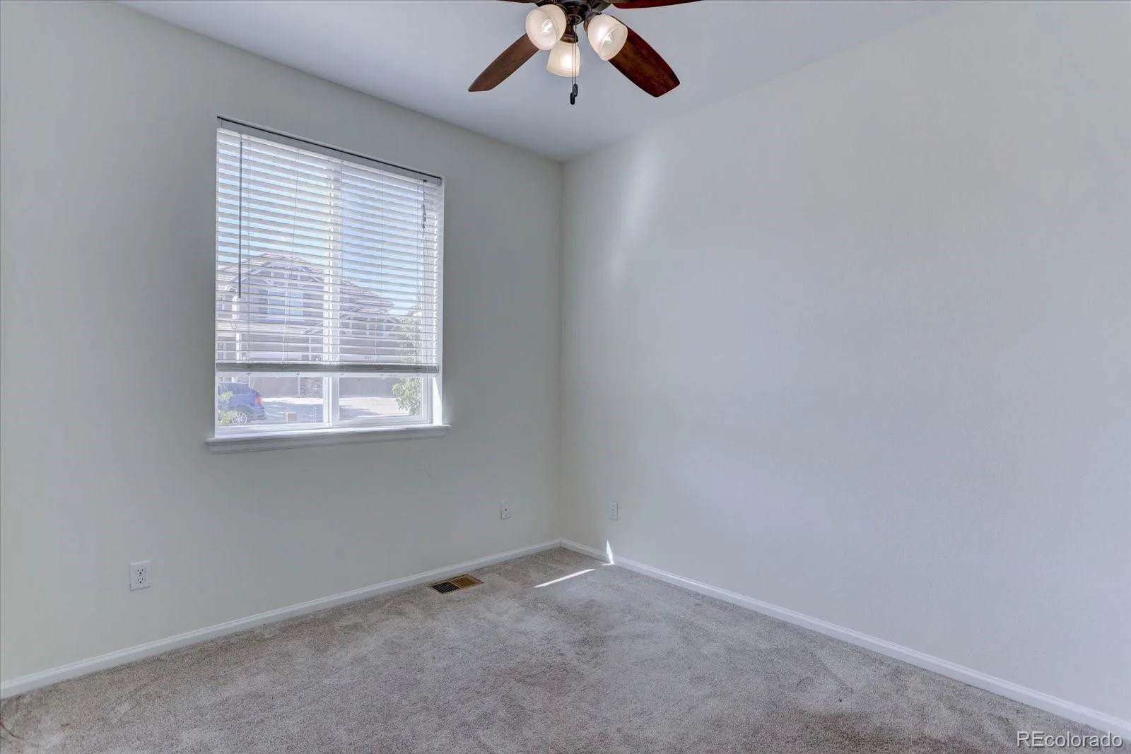 6371 Esmeralda Drive Castle Rock CO 80108 MLS #REC3432788 07022026150713 1600 15