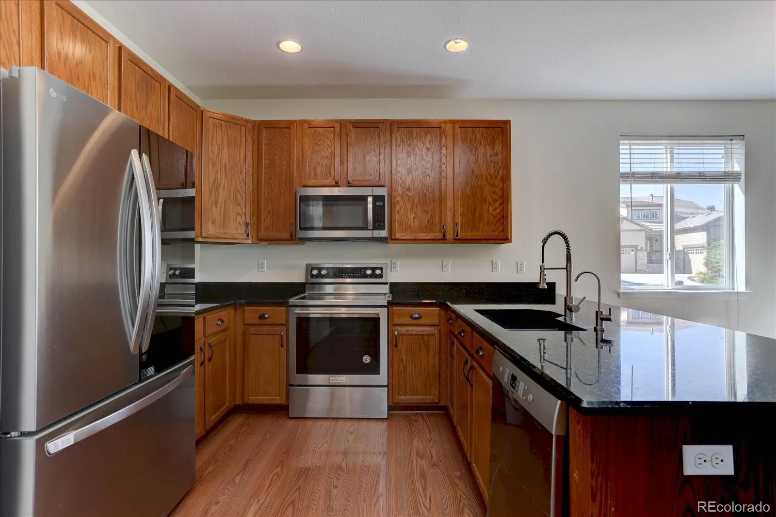 6371 Esmeralda Drive Castle Rock CO 80108 MLS #REC3432788 07022026150713 1600 5