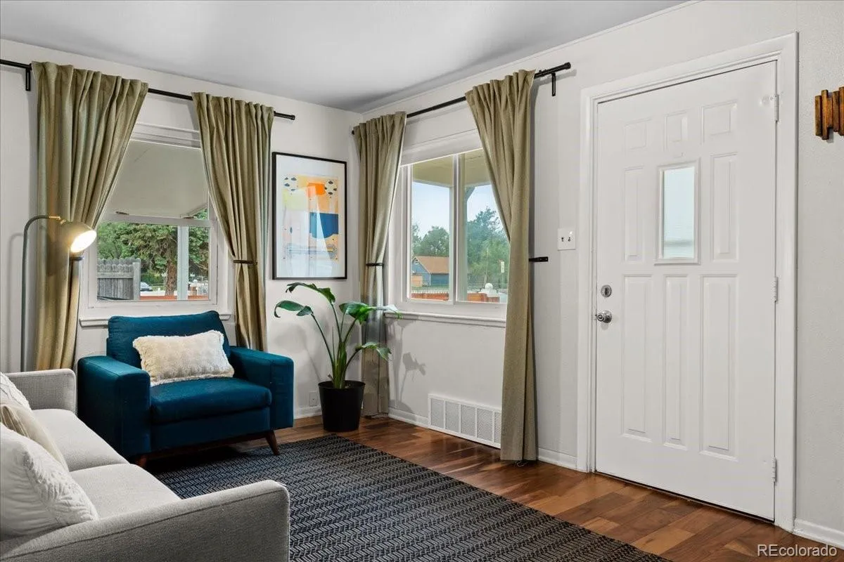 1860 S Zuni Street Denver CO 80223 MLS #REC3434118 05282026030120 1200 14
