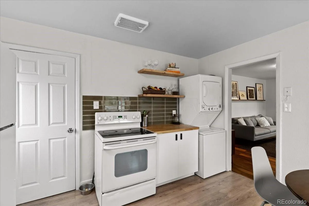 1860 S Zuni Street Denver CO 80223 MLS #REC3434118 05282026030120 1200 21