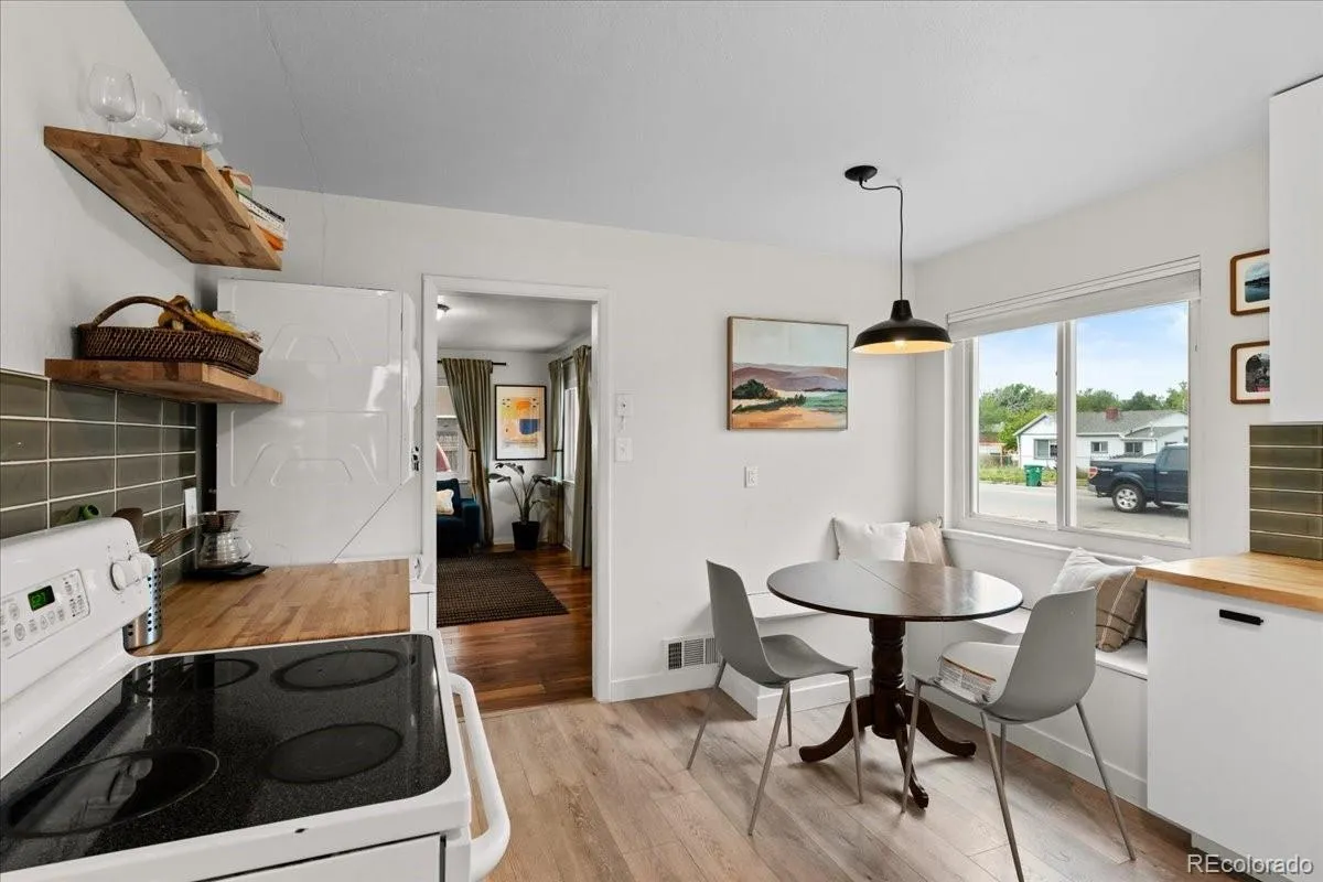 1860 S Zuni Street Denver CO 80223 MLS #REC3434118 05282026030120 1200 22