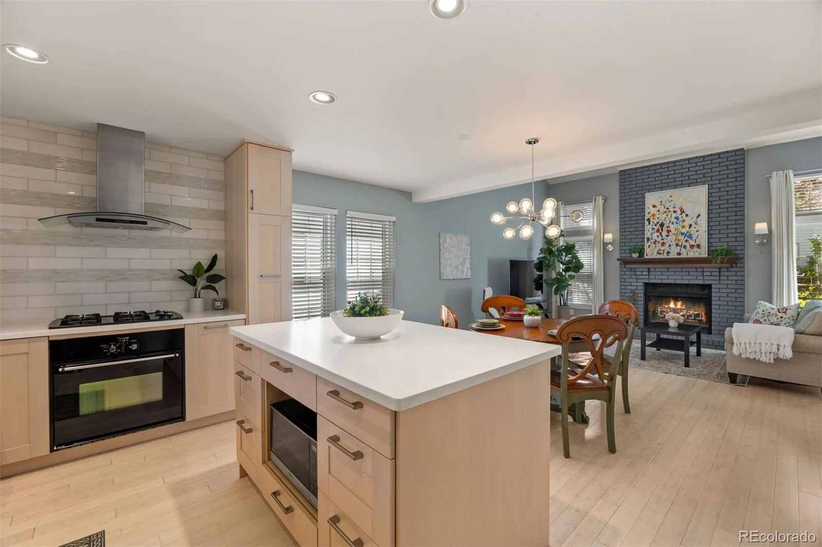 7359 S Monaco Street Englewood CO 80112 | MLS #REC3434414 08192026195828 1600 4