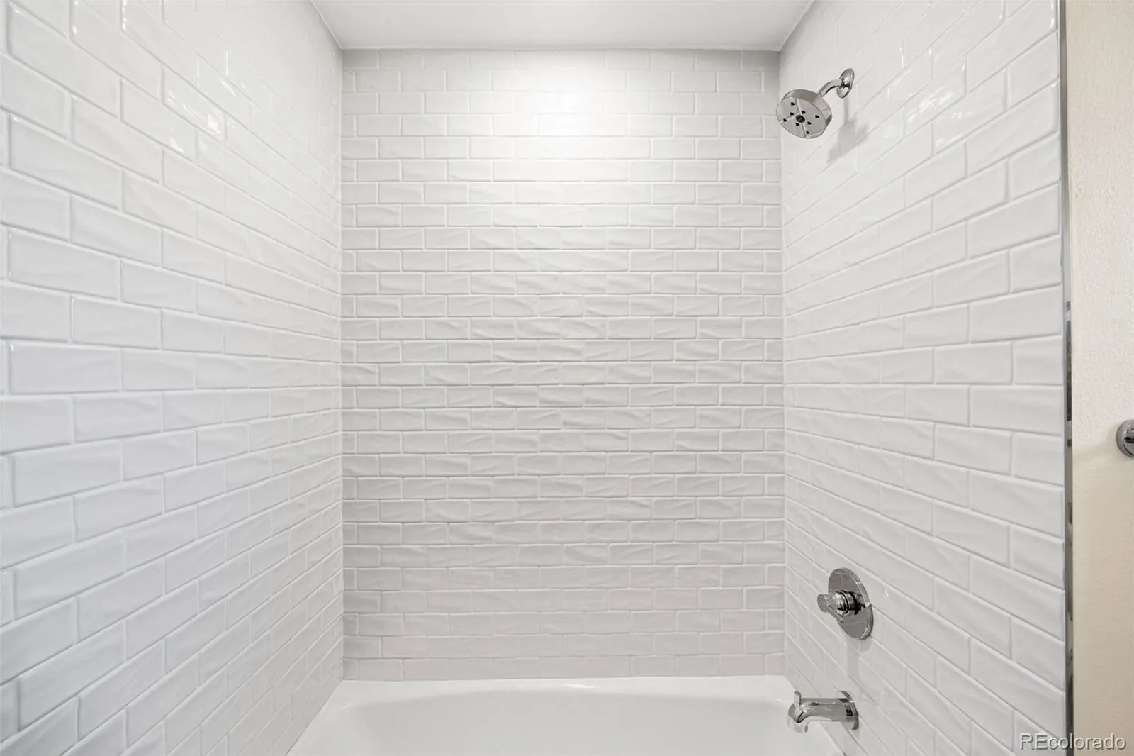 04102026174558 1600 18