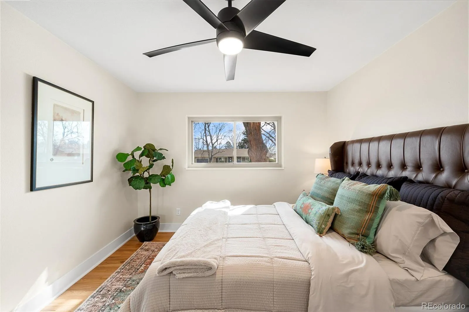 04102026174558 1600 22