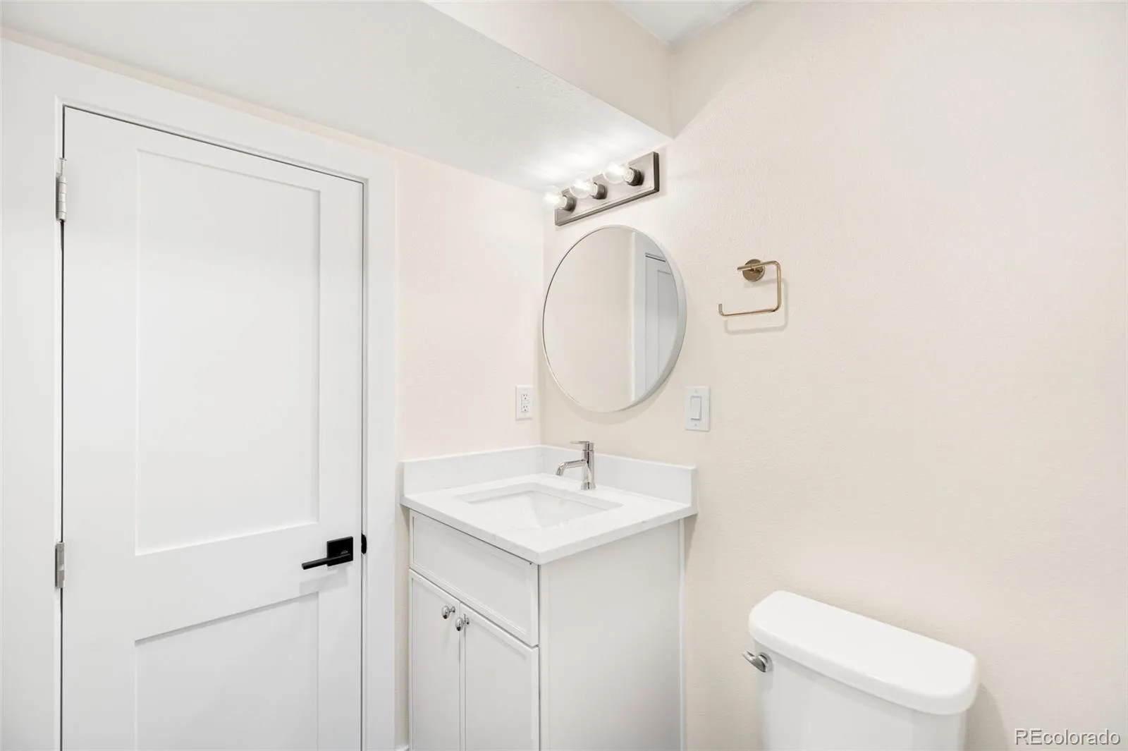 04102026174558 1600 30