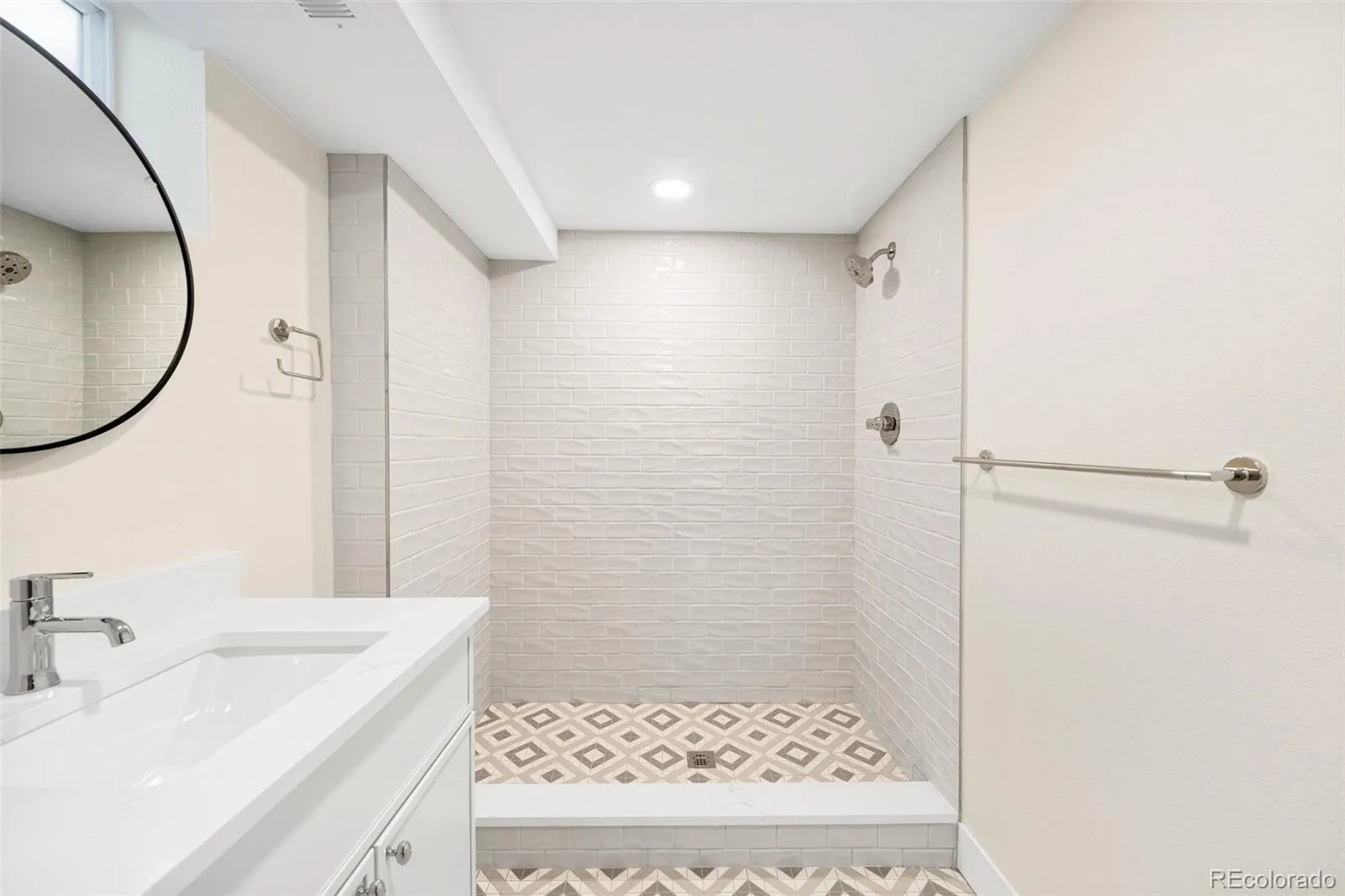 04102026174558 1600 34