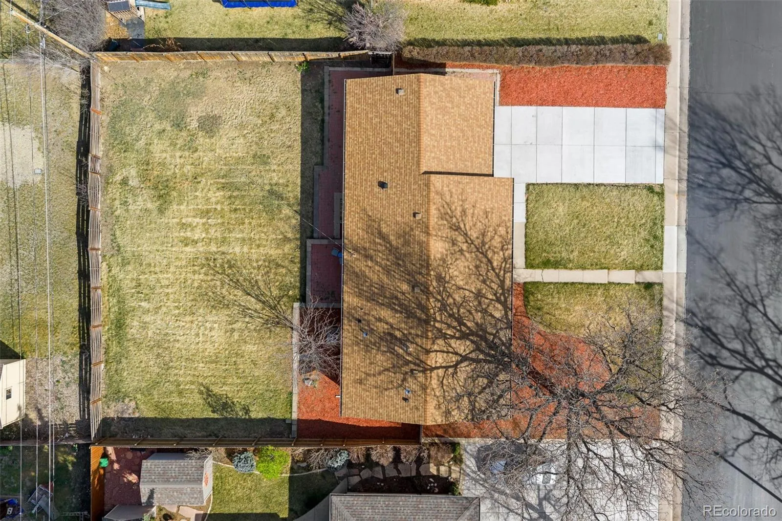 04102026174558 1600 44